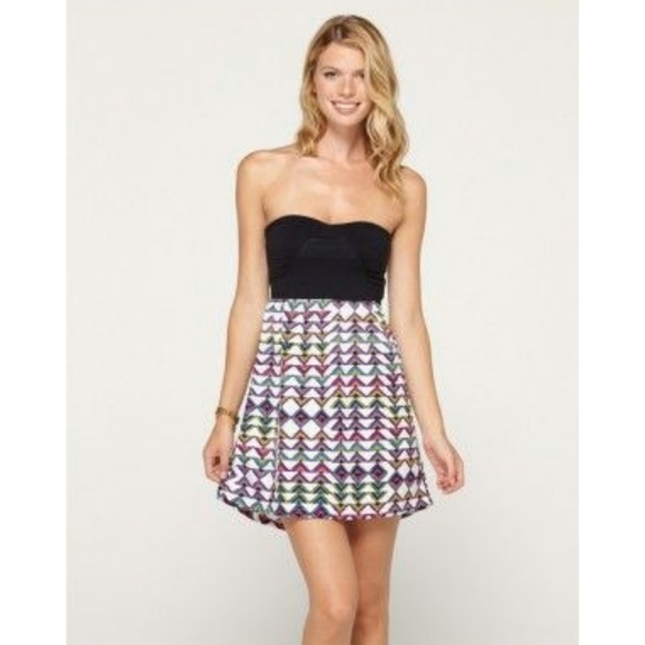 Roxy Dress - Picture 1 of 7